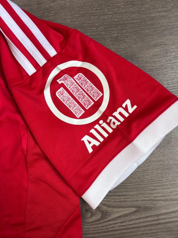 5778388132221881498 Bayern Munich 25/26 - 1º Equipación