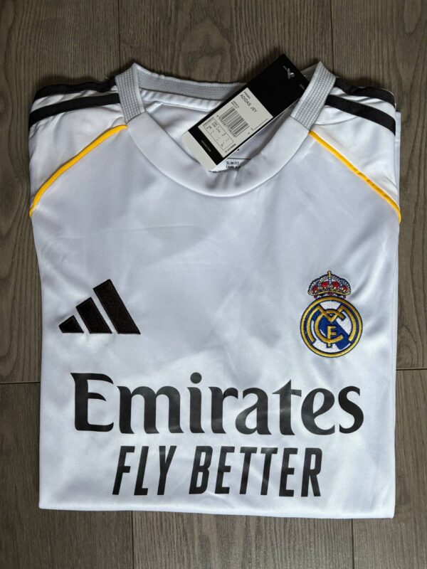 5778388132221881613 Real Madrid 25/26 - 1º Equipación
