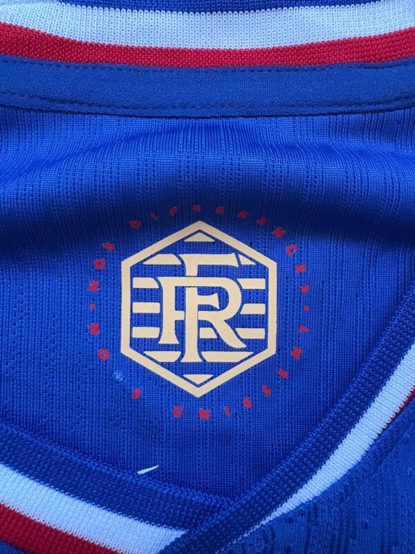 Francia 25/26 - 1º Equipación