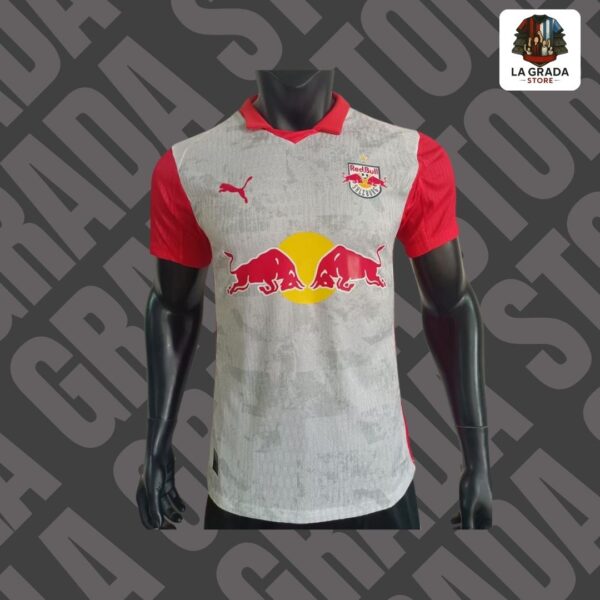 Salzburg 25/26 - 1º Equipación