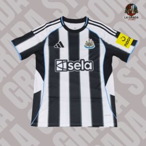 Newcastle 25/26 - 1º Equipación